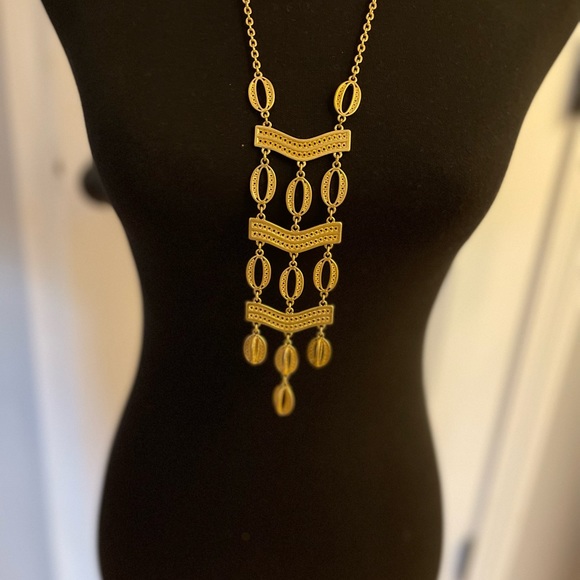 Stella and Dot Gold Long Necklace - Picture 4 of 5